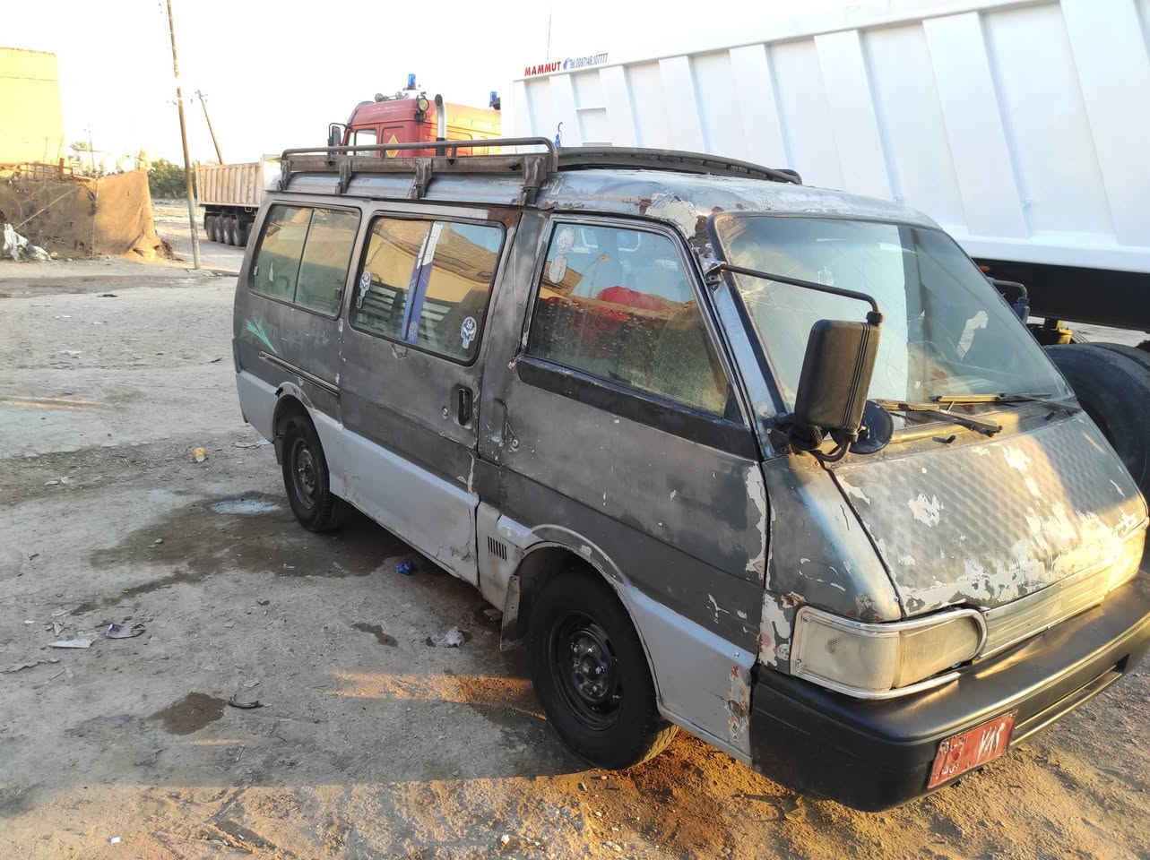 السلام عليكم شباب سياره كيه بسته موديل 1994رقم ذي قار صدامي مميز سنويه منتهيه بال 2020كاعيده جديده ودوشمه جديده دواخل حلوه ونظيفه كير مكينه وحداديه وتخم تاير مكفولات شواصي بلاديه كهربائيات كله شغال سياره جاهزه لو ربع ماتذب عليه السعر 12ورقه وبيه مجال للشراي. شي بصيط  والمو شراي لايتصل ولايعلق رجاء خاص مغلق مكاني بابل مامتواجد عل فيس هاذه رقمي للتواصل‏‪0787 703 8496
