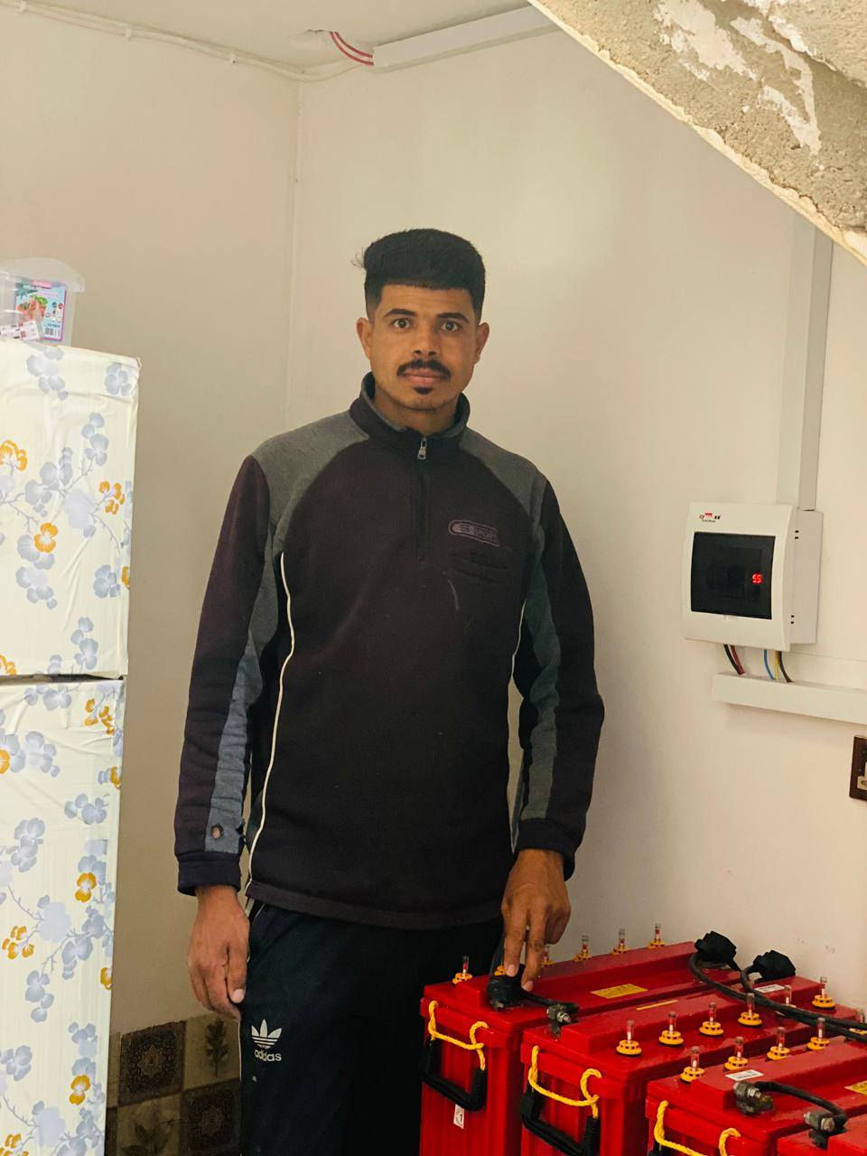 اتصل وتدلل 
***********
