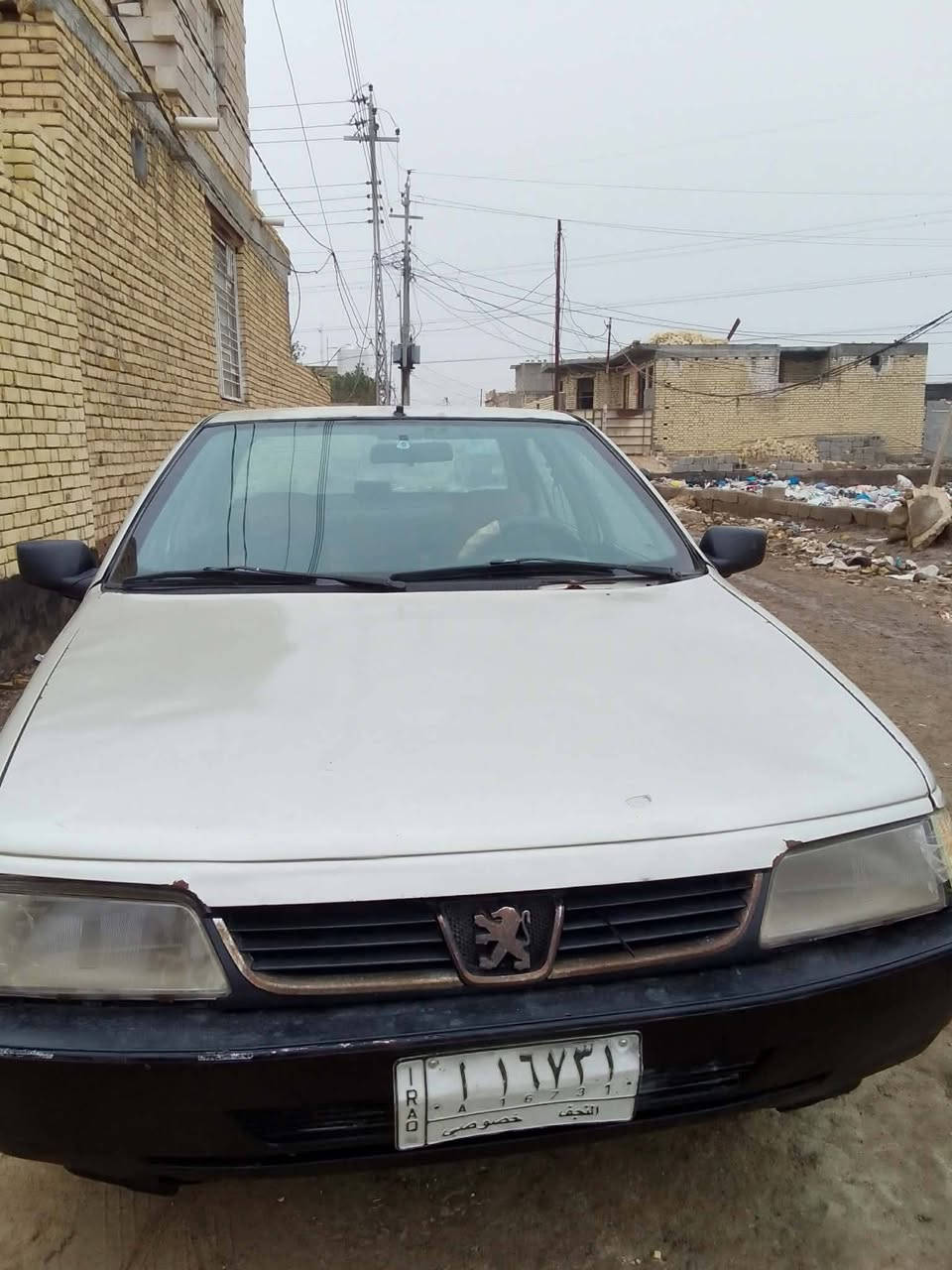 سلام عليكم بيجو روه مديل 2009 مكينه وكير شرط جدد نقص بس حداديه طخم تاير جديد باتري  تبريد رقم نجف تحويل السعر 15 وبيها مجال ***********
