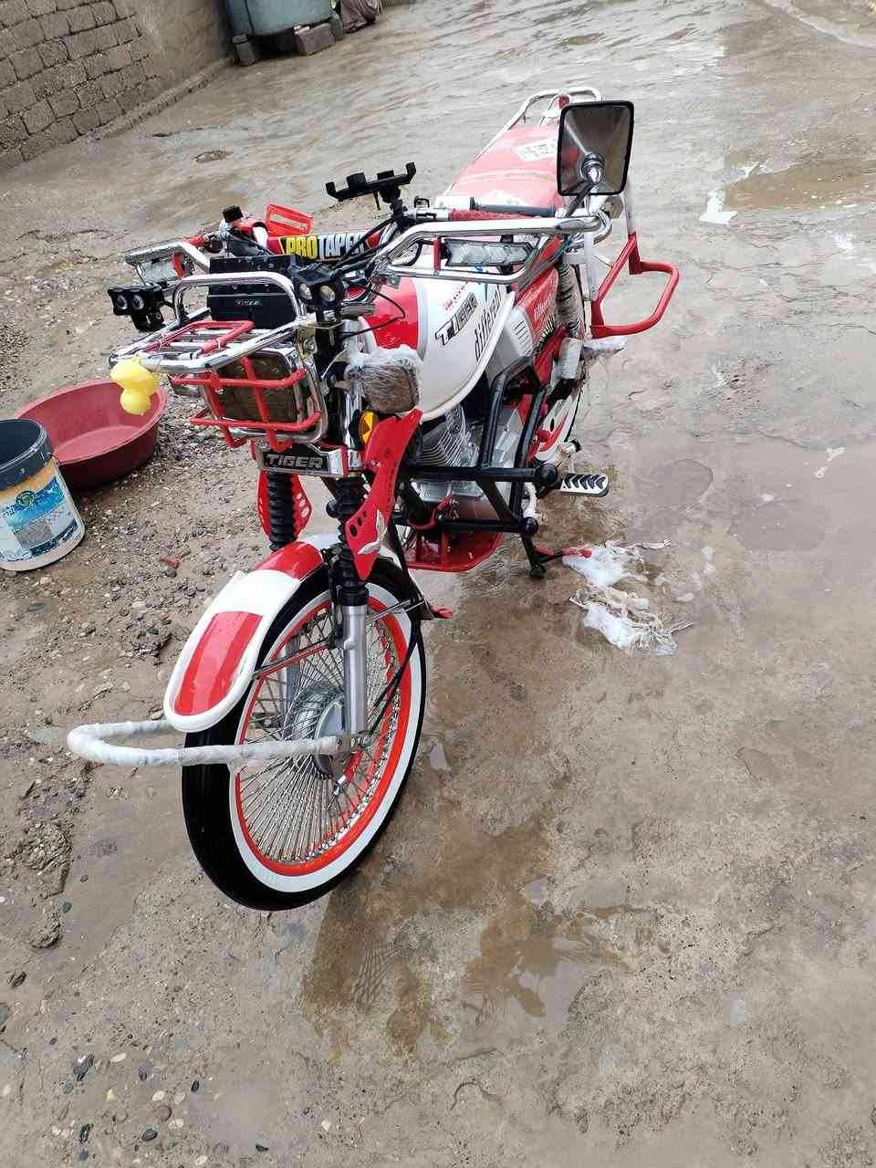 السلام عليكم اخوان دراجه للبيع سعر 850 قفلها  شراي يجيني خاص


**إذا كنت صاحب هذا الإعلان وتريد حذفه لأي سبب، رجاءا أرسل رسالة إلى الدعم الفني**