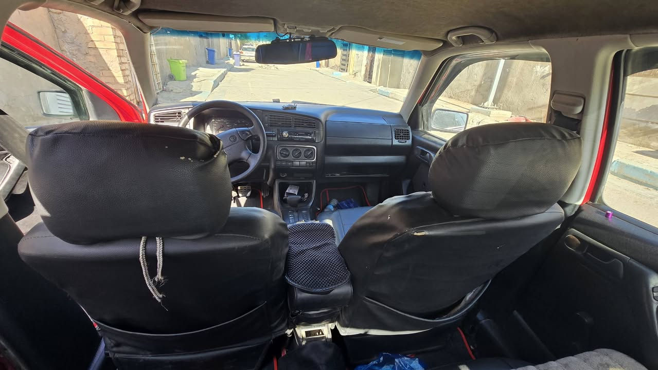 🚨 للبيع كولف MK3 موديل 1995 
🔥 محرك 2000 سي سي
⚙️ كير أوتوماتيك
❤️ لون أحمر مميز
🔒 سكيورتي

✅ السيارة جاهزة بالكامل وما تحتاج فلس:
❄️ تبريد ثلج
🔧 حدادية ممتازة
🛞 تخم تايرات جديد
🛞 سبير جديد
✨ رنكات BBS فضية على الأربع جهات، تعطي السيارة منظر رياضي وجذاب.

📄 رقم بغداد وباسمي، والتحويل خلال ثاني يوم.
📍 الموقع: بغداد – الزعفرانية.

السيارة استخدام مرتب، فحصها بأي مكان يعجبك، وجاهزة للاستخدام  للجادين فقط، والبيع من صاحبها مباشرة.
للتواصل مراسلة خاص أو اتصال. *********** 
السعر 55 و بيها مجال

