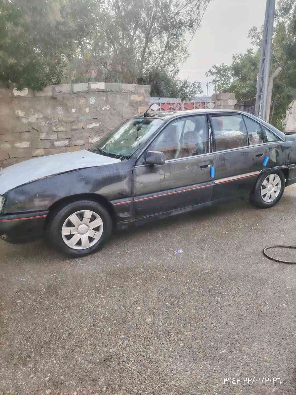 اوبل اوميكا للبيع مكاني ديالى طرف ثالث السعر 15 وبيها مجال للشراي
***********
