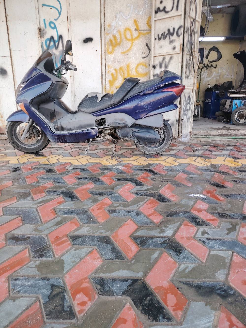  العماره ميسان ابو رمانه
  وبيه مجال الطيبين حك جيه
كلشي شقال 