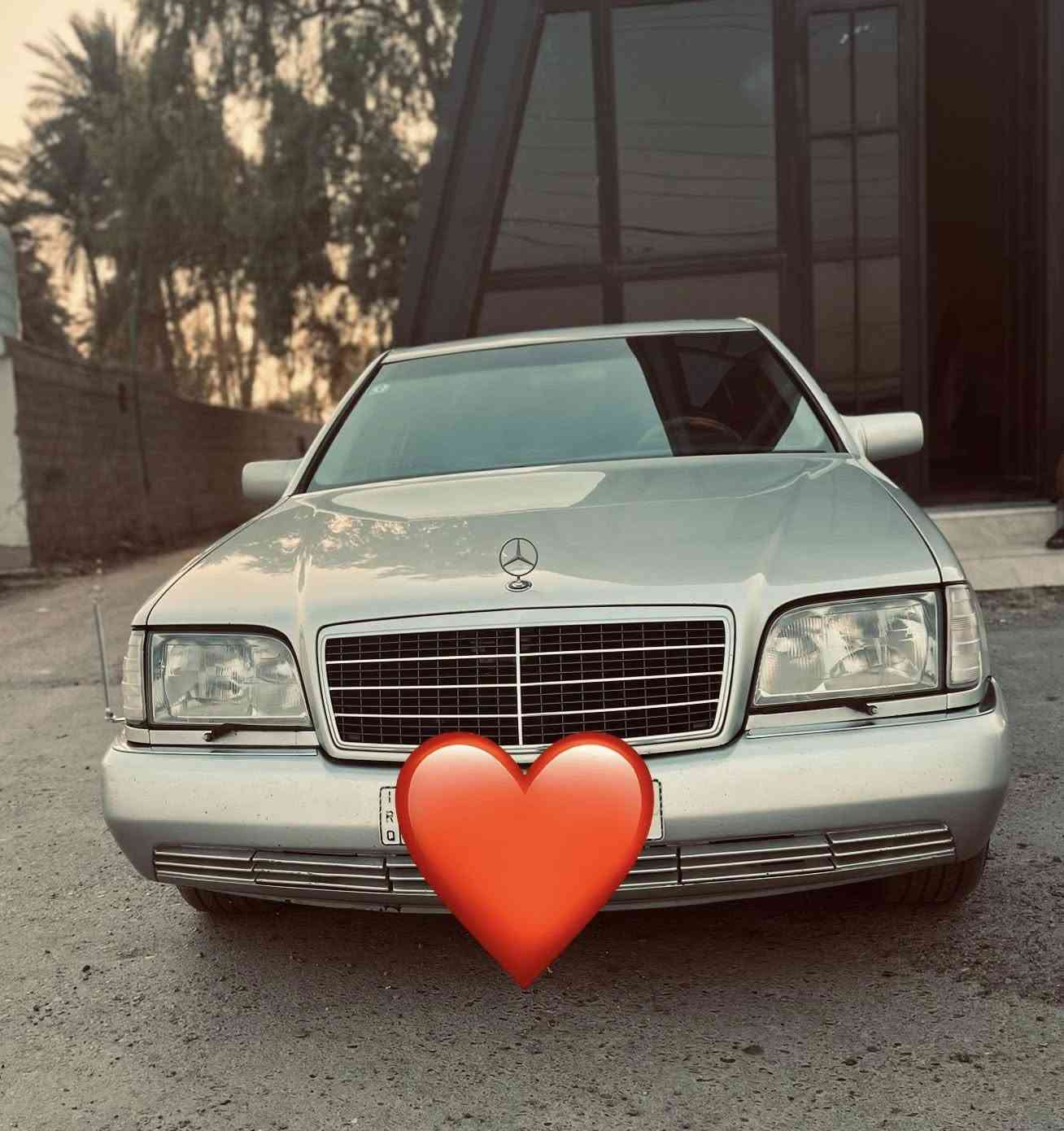 مرسيدس شبح موديل 94 مكينه 6سلندر خراطيم كير دي 4 تخم تاير مصبوغه عام للجماليه سلايد شغال كهربائيات تبريد كله فوول غرفه جديده رقم انبار استفسار وتساب(***********) مكان بغداد
