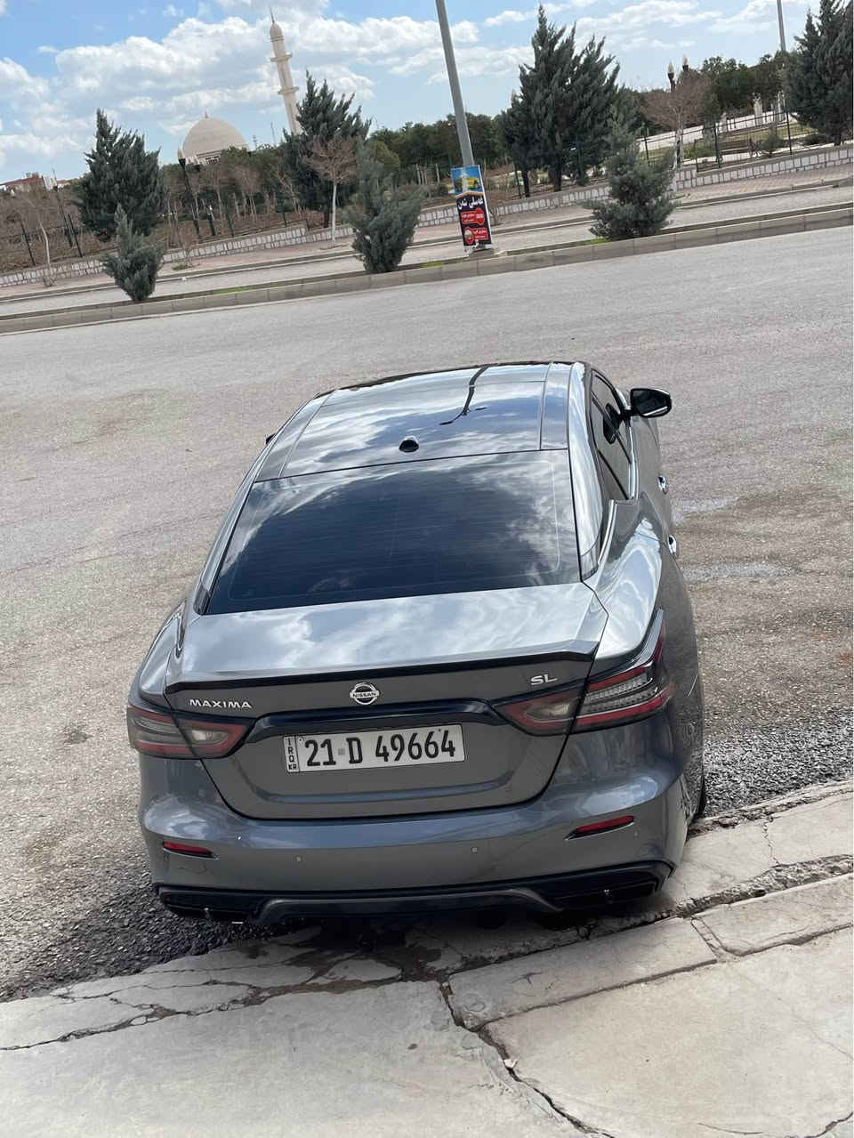 السلام علیکم 

Nissan Maxima 2019 SL 

سەیارەکە فوول مواسەفاتە ڕەنگی نەوتی ، ١ چەمەلەغی پێشەوەی لای سایەق بۆیاخە لەگەڵ ٤ پەنجە لە بۆنیتەکەی ٩٩ هەزار مایل ڕۆشتوە هەموو ڕۆنگۆڕینێک سێرڤسی عام کراوە ٢ جار هایدرۆلیکی گێڕی کامل گۆڕاوە ، سەیارەکە ٢ مانگە سیستەمی غازی فوول ئیطاڵی بۆ بەستراوە بە شەرت 

گێڕ و مەکینەو تەحویل و غەرامە بە شەرت 
سعری کۆتای سەیارەکە بە بێ هیچ معامەلەیەک 134$ وەرەقەیە 

ـــــــــــــــــــــــــــــــــــــــــــــــــــــــــــــــــــ

سیارە فول مواصفات الون نفطی ، ١ جملغ امامی سبوغ ویە شوی البونیت ،٩٩ الف مایل ماشی ،مرتین مبدل دون الگیر کامل بشرط ، السیارە چان شهرین صارت تئسیسات غاز (LPG) فوول ایطالی 

گیر محرک تحویل غرامە بشرط 
سعر النهایە سیارة و مابی ای مجال ١٣٤$ 

***********

*********** السليمانية, العراق
