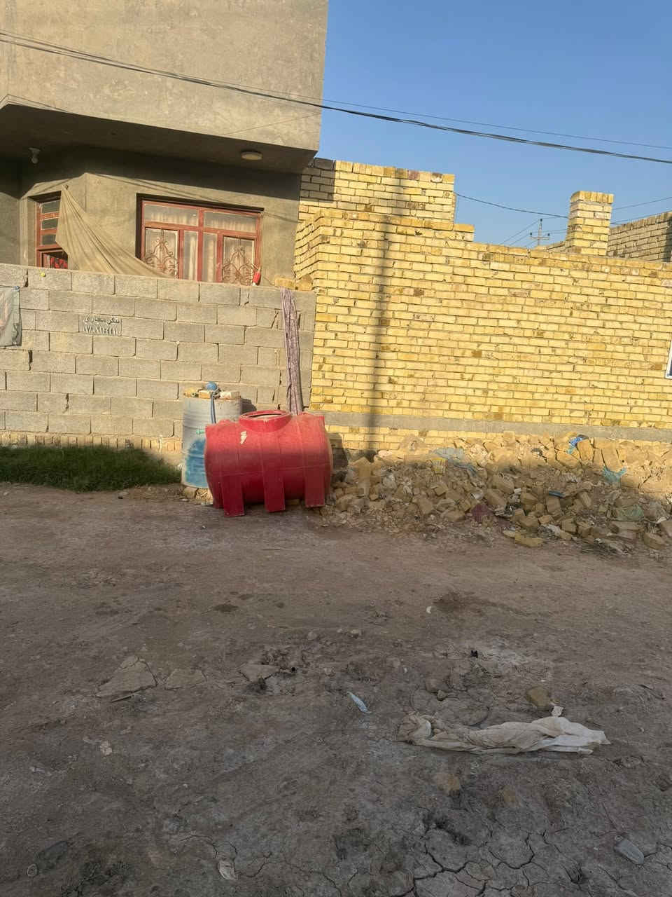 هيكل للبيع مساحه ١٠٠متر عقار طابو صرف قطعة الهيكل ١٠في١٠مربعه ركن على شارعين عنوان الحله ورديه سيف سعد شارع مدرسة نزهان الجبوري للاستفسار اكثر مراسلة صفحه أو الاتصال على رقم الهاتف 

***********
