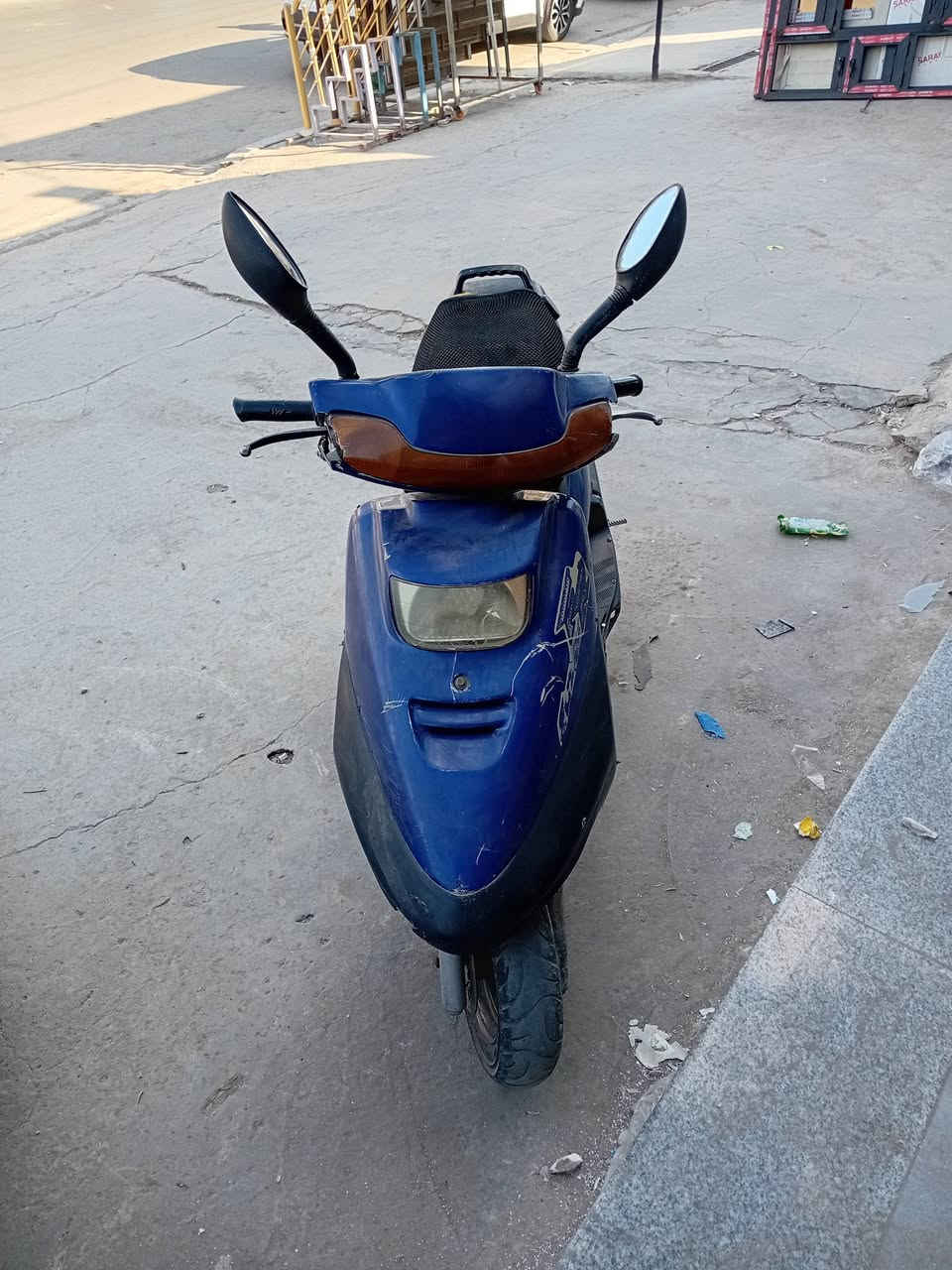 السلام عليكم دراجه نوع فراشه سرعته140مكينه مكفولا لاتبخير ولا تنقيص كهرابائياته يرادله ترتيب تشتغل هندر كابريتر جديد السعر 275وبيه مجال العنوان بغداد الحسينيه ***********
