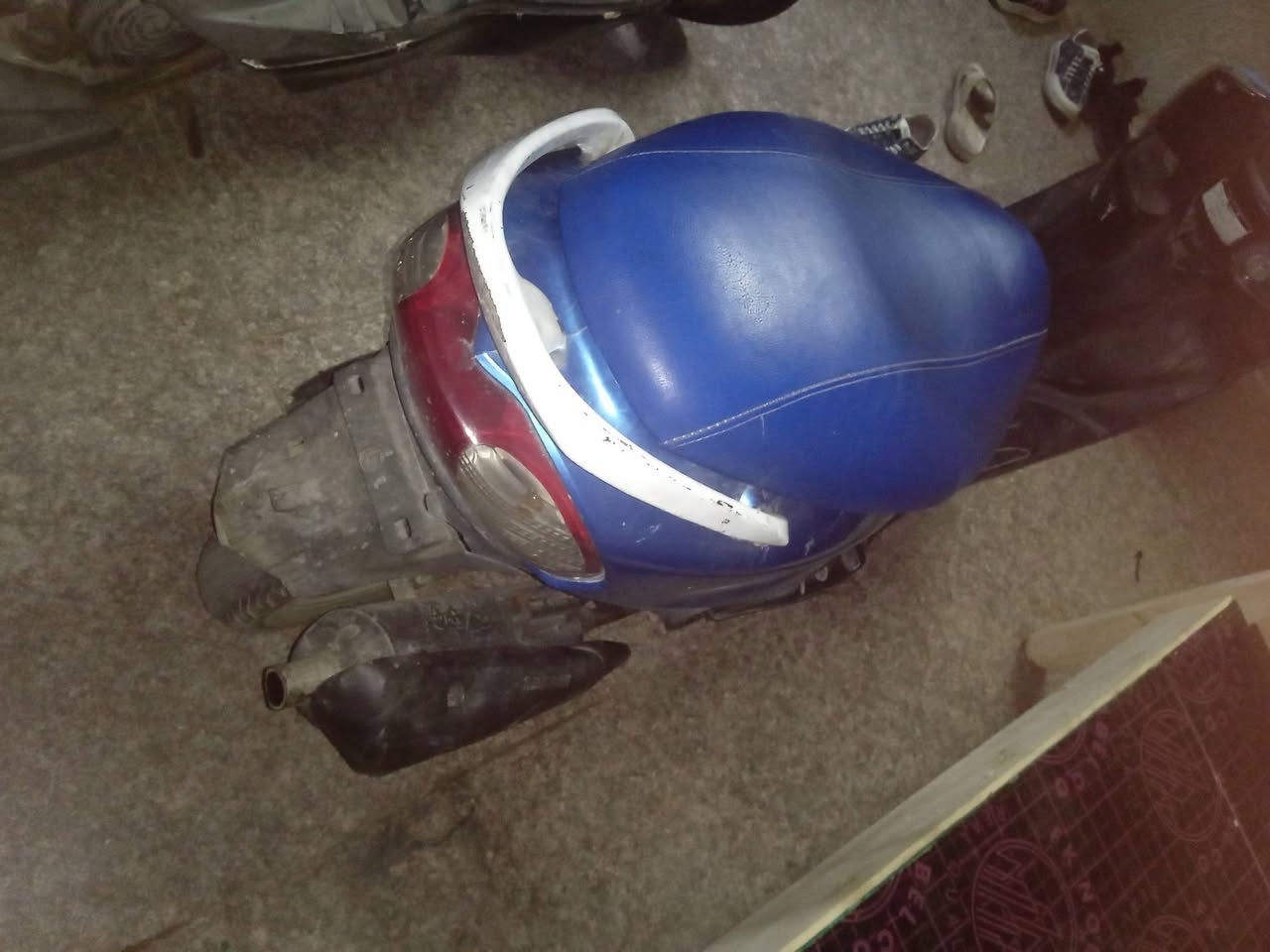 دراجه ماكس قجمه نضيفه شلعه كلش قويه و معدل يخبل سرعتها 120صالنصه رياضي fm تشغيل نكرة سلف بكل وقت بريك أمامي خلفي شغال بالمكان سعرها 450 و بي مجال بسيط مكاني طوبجي حي السلام للاستفسار باقي التفاصيل ***********
