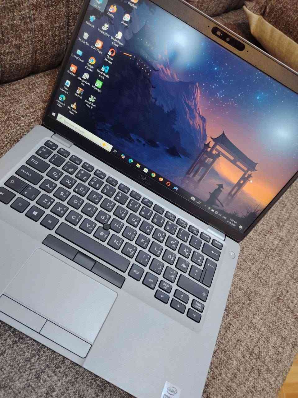 السلام عليكم لابتوب للبيع DEIL المعالج كوراي 5 جيل ال10 رام 8 ×2 يعني 16 گيگا وهارد 256 ssd النضافه فول مع شاحن وجنطه وماوس السعر 300 قفل وعندي توصيل ***********
