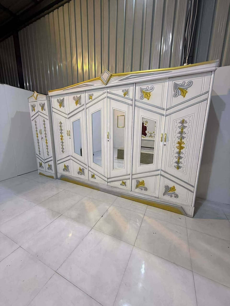 غرفه صبغ حراره ابيض
السعر ٨٥٠ وبيها مجال 
شد نقل داخل بغداد مجاني 
نضافه ٩٠
شغل وصط
تسع قطع 
عنوان بغداد حجز واتساب فقط


**إذا كنت صاحب هذا الإعلان وتريد حذفه لأي سبب، رجاءا أرسل رسالة إلى الدعم الفني**