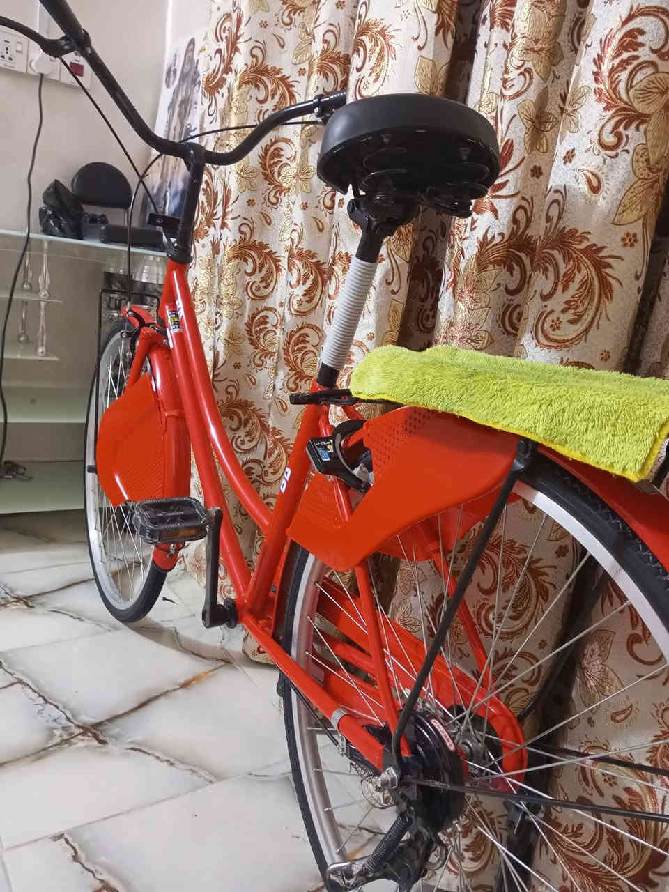 السلام عليكم.
باسكل للبيع نوع {بيدي}
مديل 2022 كفاله عامه 
السعر.170.
العنوان. ناصريه مركز
رقم ***********
