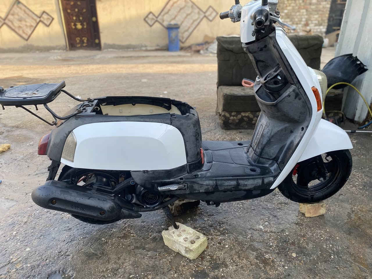 سلام عليكم دراجه بوليس للبيع طافيه نقصه بس فيتبم كامل وتشتغل الدراجه كلشي شغال بيه السعر ٤٠٠وبيه مجال ***********
