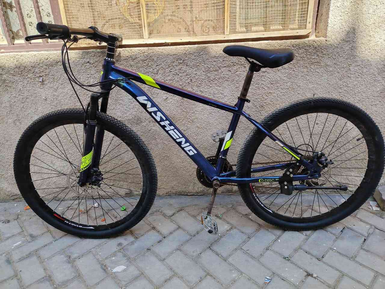 جبلي ماركة ويشنك أوربي وايرات دفن حجم الإطار 27ونص تخم تايرات جدد بريك دسك أمامي وخلفي كيورة سحب دفع 9x3 دبل أمامي شغال دراجة كاملة من أي نقص السعر ١١٠ مكاني بغداد مدينة الصدر يوجد توصيل


**إذا كنت صاحب هذا الإعلان وتريد حذفه لأي سبب، رجاءا أرسل رسالة إلى الدعم الفني**