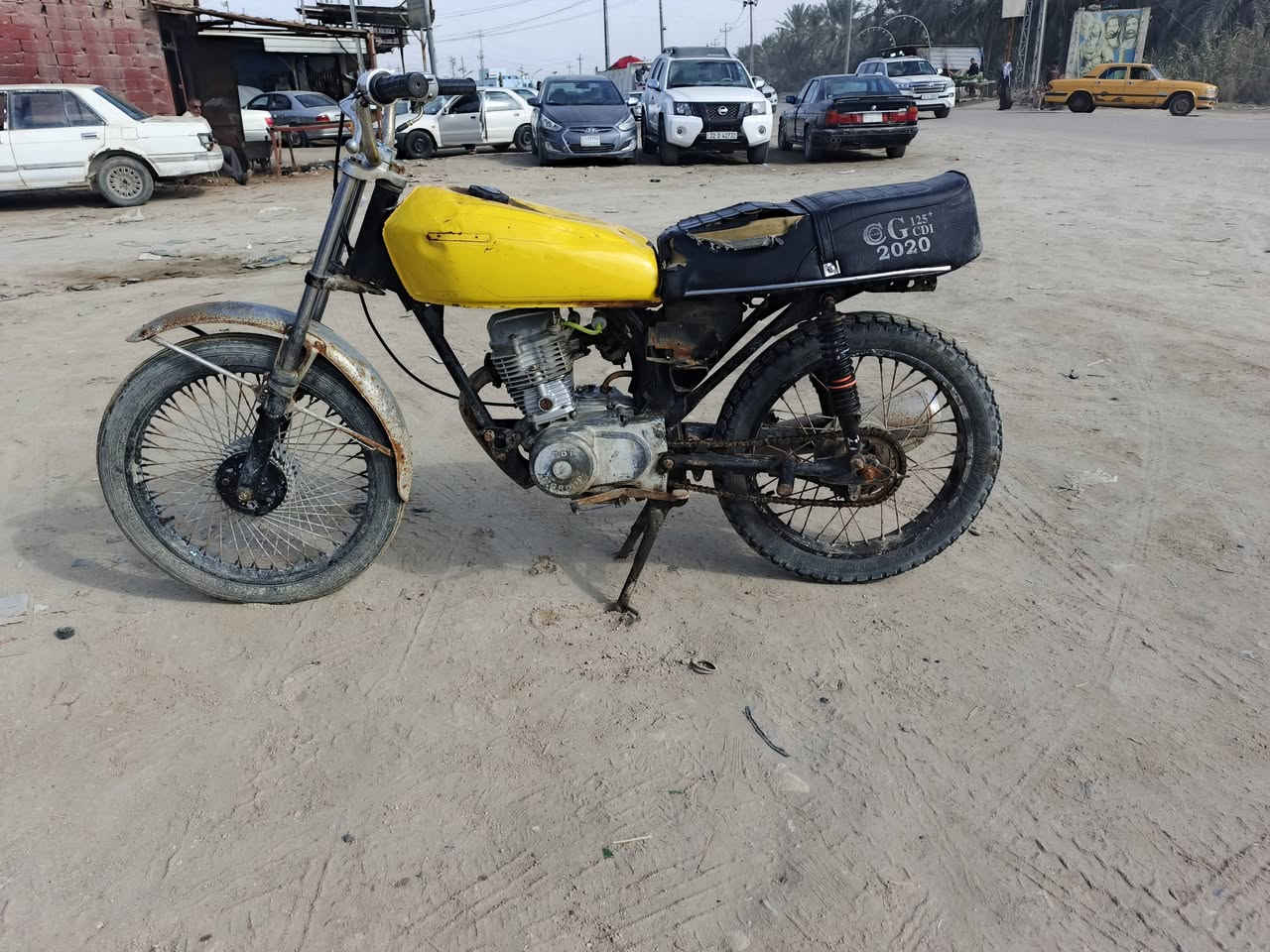 للبيع كلك كلك لا تنقص لا تبخر ماكو نضوح دهن شلع عوزه بس دواسه فقد مكان سوك شيوخ سعر 225 وبيه مجال دراجه مال شغل تروح وترجع ***********
