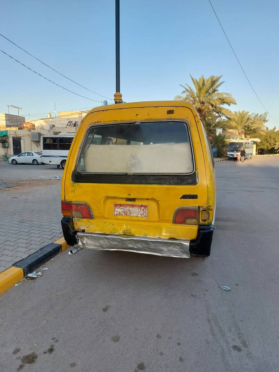 السلام عليكم اسيا للبيع 14 نفر بدون راعي سنويتها مكينه وجير خير من الله العنوان نجف سعر ب 20 وبيها مجال ***********
