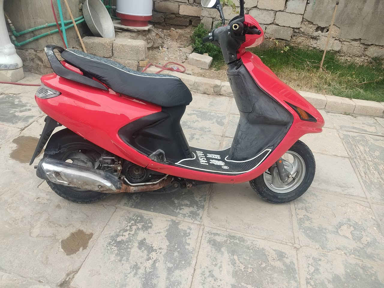 سلام عليكم  فراشه للبيع مامفتوحه ع شرط  السعر 450 وبيها مجال قليل. مكان نجف ابو صخير
***********
