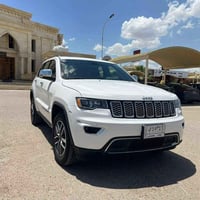 جيب كراند شيروكي لمتد 21 فول حادث بالصور جاملغ نفسه معدل مصبوغ بنيد مب...