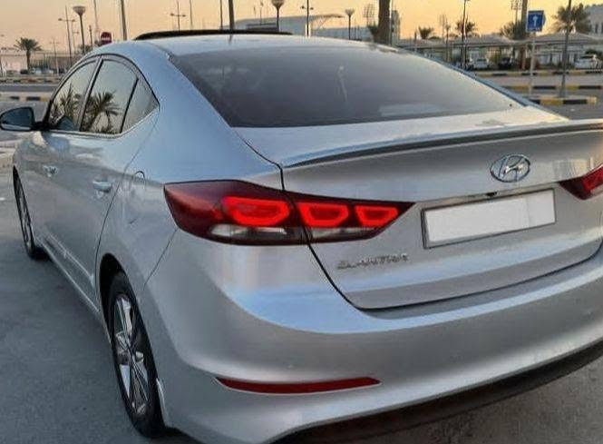 الانتره 2018 مريكي حادث امريكه بس وشي بسيط من جاملغ  دعاميه  وبلعراق صبغ 5 قطع  مكينه 2000 دوش
رقم بغداد
سعر 89 
***********
