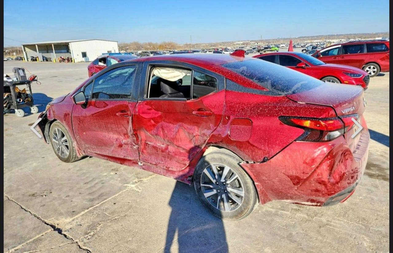 فيرسا موديل 25 فئة sv وارد امريكي فول مواصفات عدا الفتحه
واصل اردن عقبه خلال شهرين تدخل عن طريق منفذ طريبيل 
ضرر موضح بالصور ايرباك جانبي طاك فقط تدخل كتاب شهداء 
62 ورقه ماعدا الكمرك والرقم وبيها مجال شي بسيط 
***********
