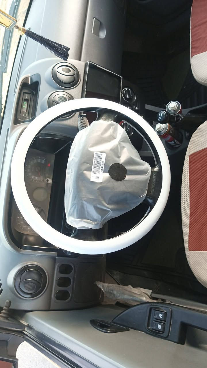 السلام عليكم سايبه موديل 18 كفاله مطربه فقط بس تبديل بنيك الشهر وبدلته السعر 33  العنوان بصره القبله سياره جديده مال بنان جير مكينه كفاله تبريد حداديه كله جديد الاتصال على رقم الهاتف ***********  ***********
