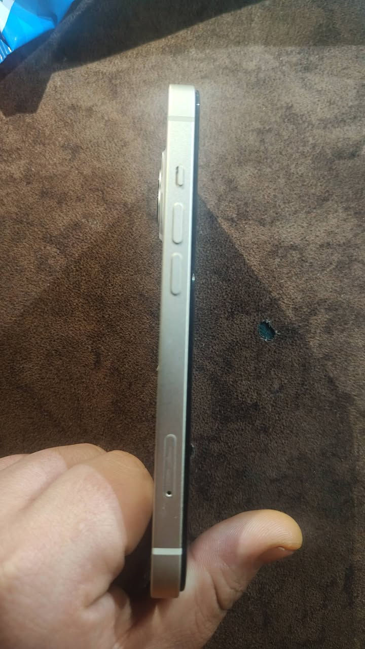 ايفون 13 عادي
لون ابيض 
ذاكرة 128
تك سيم
بطارية 88 شرط لا مبدل ولا معلي
التلفون كله بشرط لامفتوح ولا مبدل بيه قطعة 
لاكسر ولا فطر جلخة وحدة اذا بيه تاخذه بلاش 
ادفع سعر 
مكاني موصل برطلة


**إذا كنت صاحب هذا الإعلان وتريد حذفه لأي سبب، رجاءا أرسل رسالة إلى الدعم الفني**