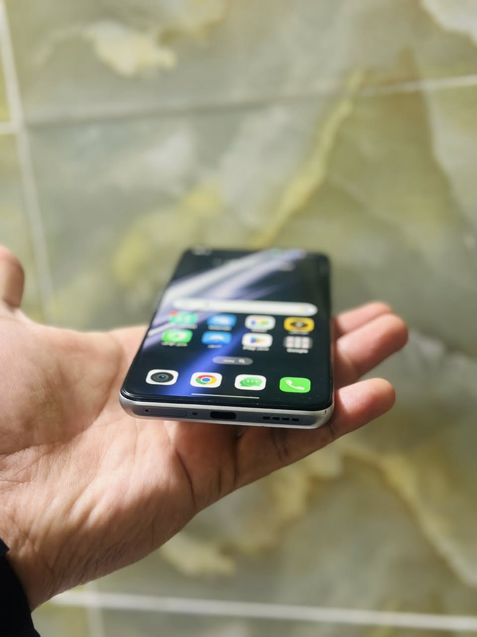 جهاز ريلمي gt neo 5 se
المواصفات الرئيسية (SE Edition):
ذاكرة 1T يعني 1024 كيكا
يدعم تسجيل المكالمات مع تصوير مايكرو سكوب
الشاشة: 6.74 بوصة OLED، تردد144hz
صوت ستيريو دبل سماعه 
المعالج: Snapdragon 7+ Gen 2.
الكاميرا: خلفية 64 ميجابكسل، أمامية 16 ميجابكسل.
البطارية والشحن: 5500 مللي أمبير 
السعر 350 وبي مجال للشراي 
***********
