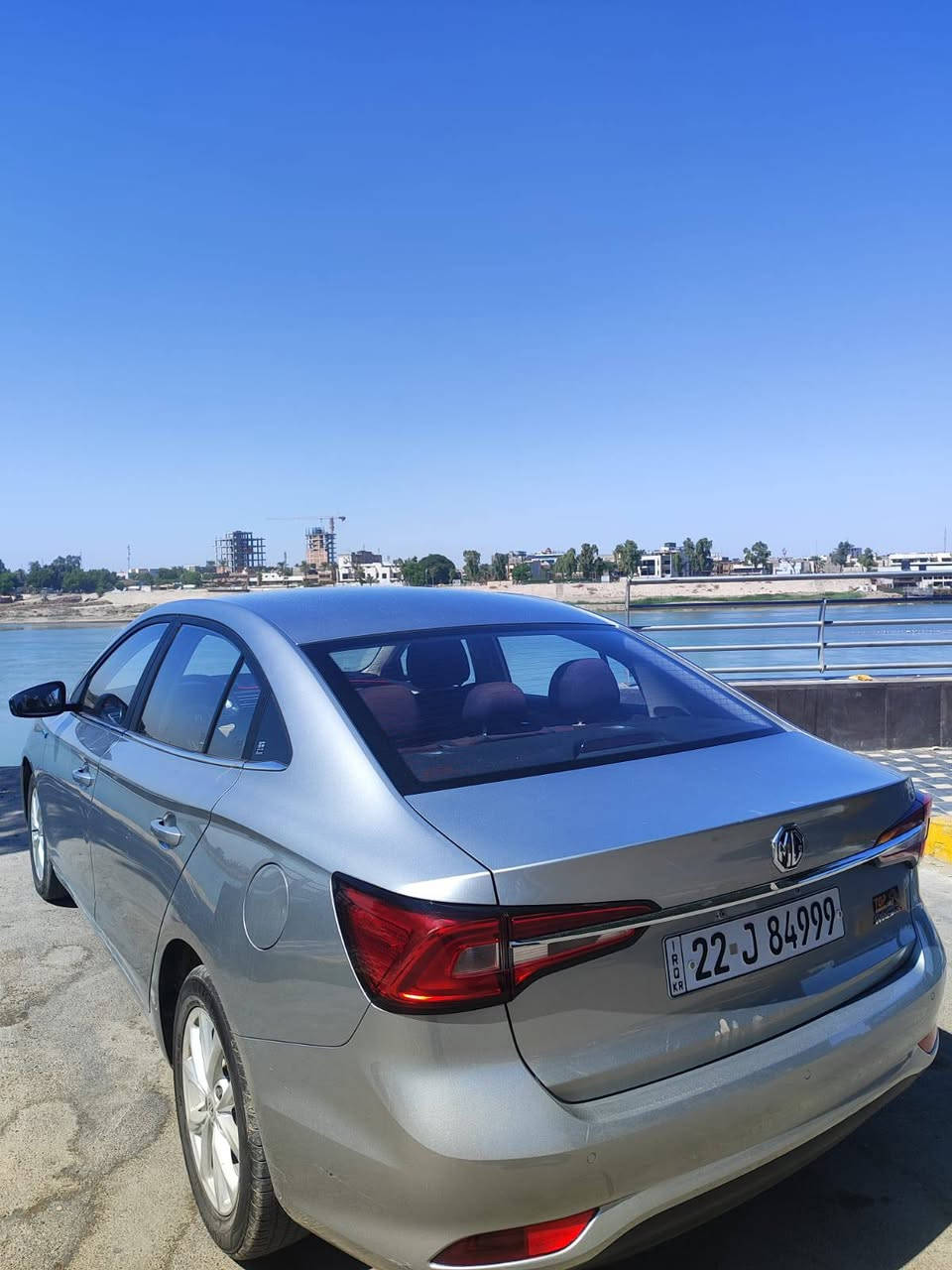 للبيع MG 5 موديل 2024 فئة كومفرت
💰 السعر: 105 ورقة (غير قابل للتفاوض)

📍 الممشى: 61,000 كم ✅ السيارة مكفولة ✅ نظيفة جداً واستعمال شخصي

المواصفات: • بصمة • شاشة إلكترونية • كير 8 سرعات • مثبت سرعة • تحكم ستيرن • مصابيح LED • كاميرا خلفية • تكييف ممتاز • اقتصادية بالوقود

ملاحظات: • رصعة خفيفة بباب السائق • رصعة خفيفة بالجاملغ الأمامي

📞 ***********
مكانها بغداد
الاعظمية
