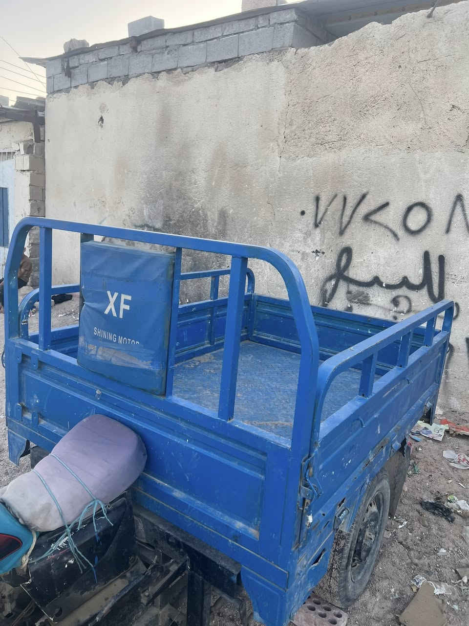 السلام عليكم ستوته ادوات نصيفه مكينه حلو بدي نضيف شاصي نضيف مكانها تنومه الاكوات السعر 700 الف ***********
