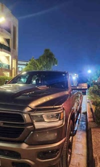 رام لارامي ٢٠٢٢ بغداد زيونة رام 1500   2022 امريكي  المحرك : V8 5.7 HE...