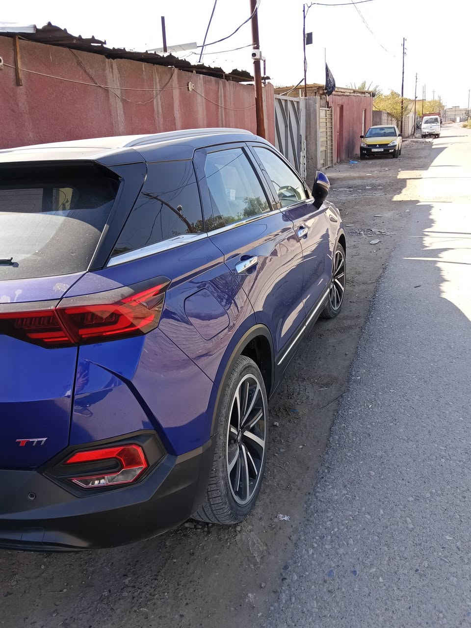 السلام عليكم بيستون t77 موديل 2023  للبيع او مراوس 
مواصفات 
بانوراما 
تحكم ستيرن جهتين 
تو كلر لونين 
حساسات خلفيه 
رادار امامي
كشن جلد كهربائي 
شاشه لمس 
لايت زينون
تبريد قطعتين 
سايد بريك بصمه 
داخل جلد لونين 
محرك اربعه سلندر 1500تيربو 
تولد 168 حصان
نظام ECO 
نظام اعتيادي 
نظام سبورت 
كير 7نمر سعر السياره  اقساط السعر 135 هاتف ***********
