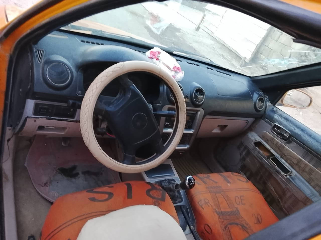 سياره سي كي موديل 2013سياره محرك وكير جديد وكهربيات شغاله سياره حلوه وتكفلك سرقه وعشارين رايدها اب10وبيها مجال مكاني حله ***********
