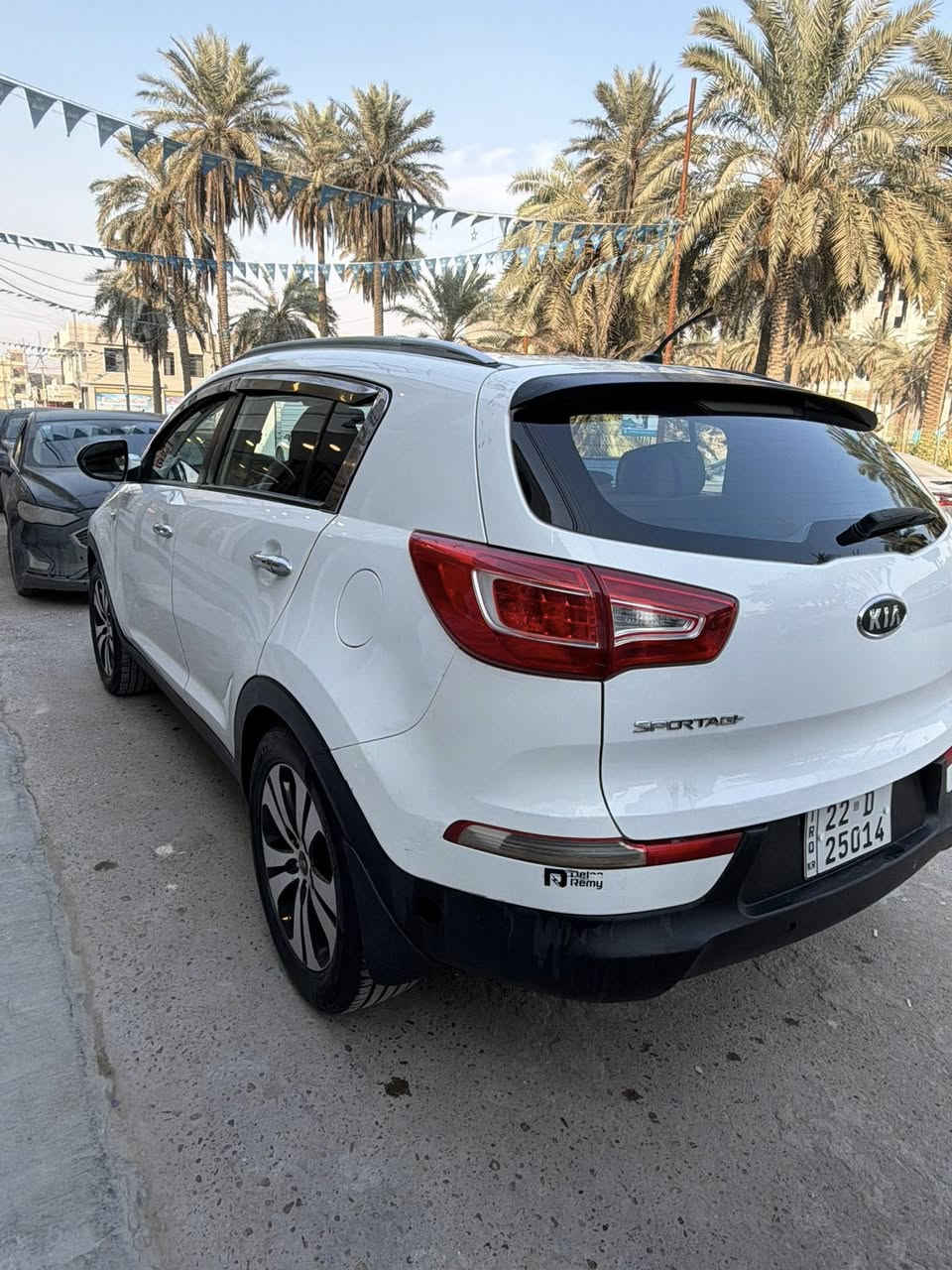 سبورتج خليجي 2012
كير محرك تبريد مكفولات 
صدر تخم تاير جديد
سونار بالمنشور
ماشيه 138 كيلو
جاهزه بدون نفقص 
السعر 148 وبيهة مجال
مكاني بغداد الدوره 
***********
