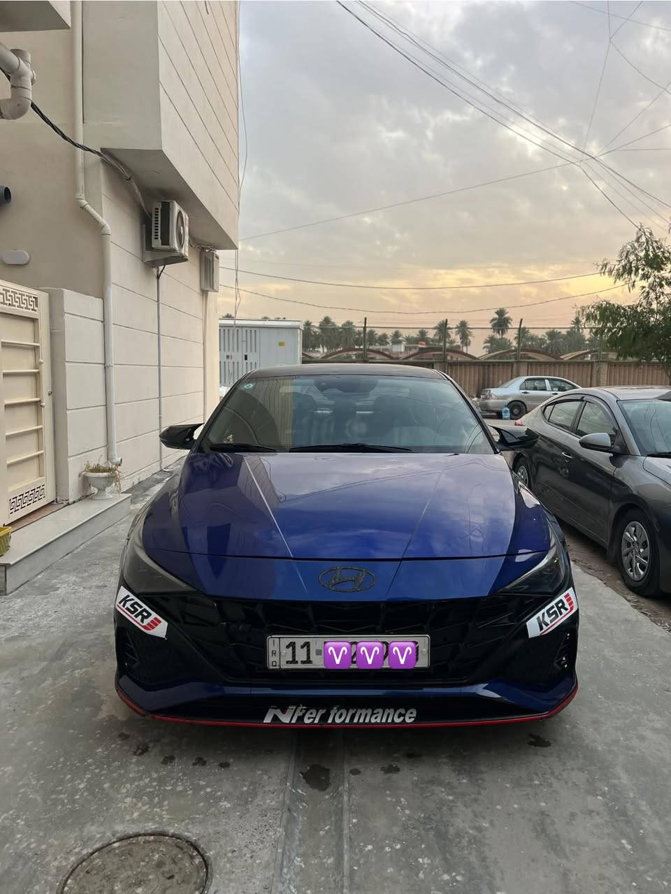 سلام عليكم اخوتي الانتره N للبيع او مراوس ب جالنجر
مواصفات ال N المعروفه (كوريه✔️)
فول عده الفتحه
موديل 2022 
رقم بغداد بسمي تحويل ثاني يوم
مكينه 2000 تيربو
5 انضمه قياده
تحديد مسار
كزوز سرعه وطلقات
شفتات استيرن تحكمات
كشن N بلادي
لد اصلي خلفي
تخم تاير جديد ويل جديد18
حادثه قطعتين مبدلات نفس لون جاملغ وباب 
وبيه رصعات مال تحميل بلقماره وسياره مابيه قطره صبغ
سعر 152 وبيه مجال شراي يتصل
اني مكلف بلنشر☑️
(  ***********. )اتصل او واتساب بي
ومكاني بغداد 
وتحياتي الكم الي تخدمه يجي يشوفه ويشلع عيوني ؟
