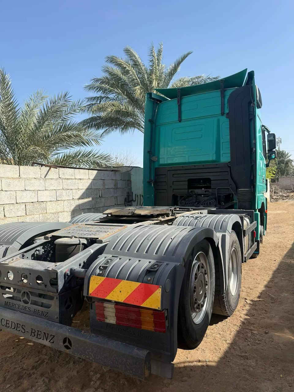 سياره البيع موديل 2011حجم 2560   رقم ***********
