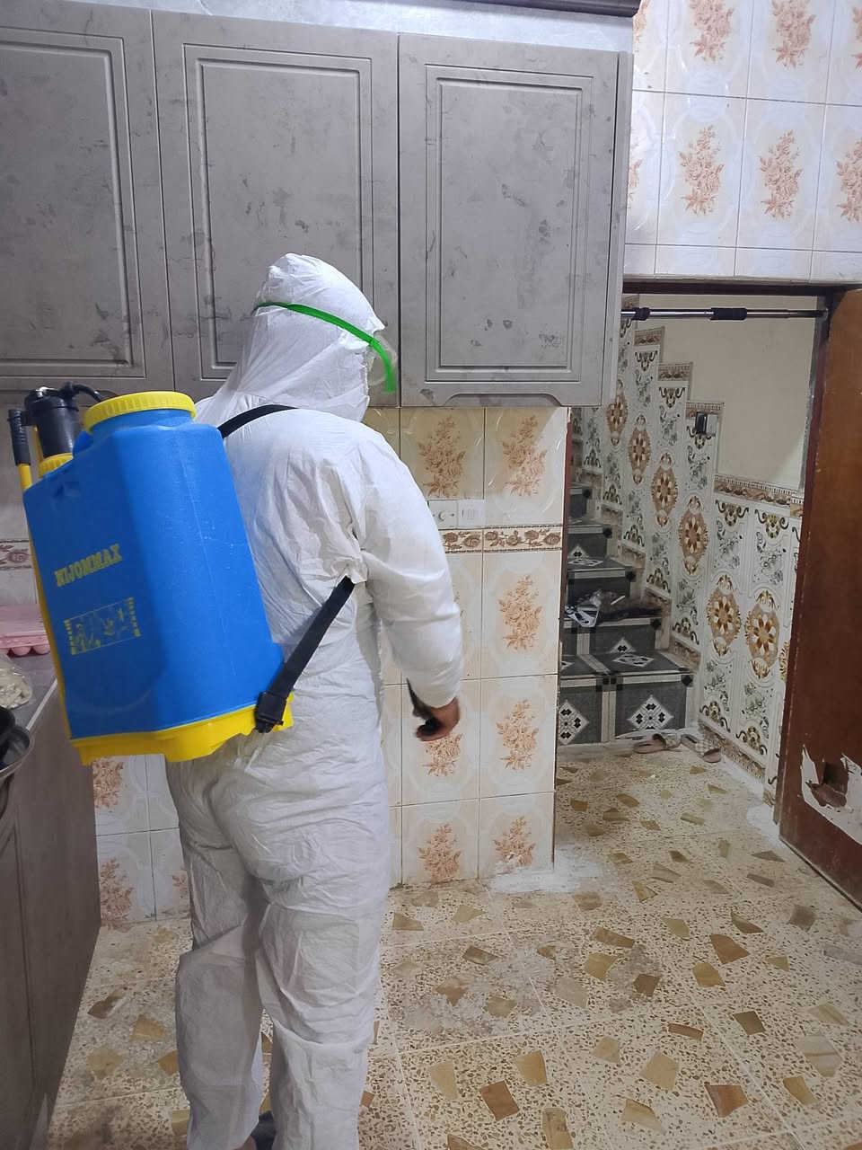 السلام عليكم
يتوفر لدينا مكافحه مال حشرات للبيوت 

البيوت من 100 الى 150 متر ب25 الف 

البيوت من 150 الى 250 ب35 الف

 اكو مكافحه خاصه بكل الحشرات  مثل البق والحرمز  صراصر ابو بريص عقارب 

د.عدي الزهيري***********
