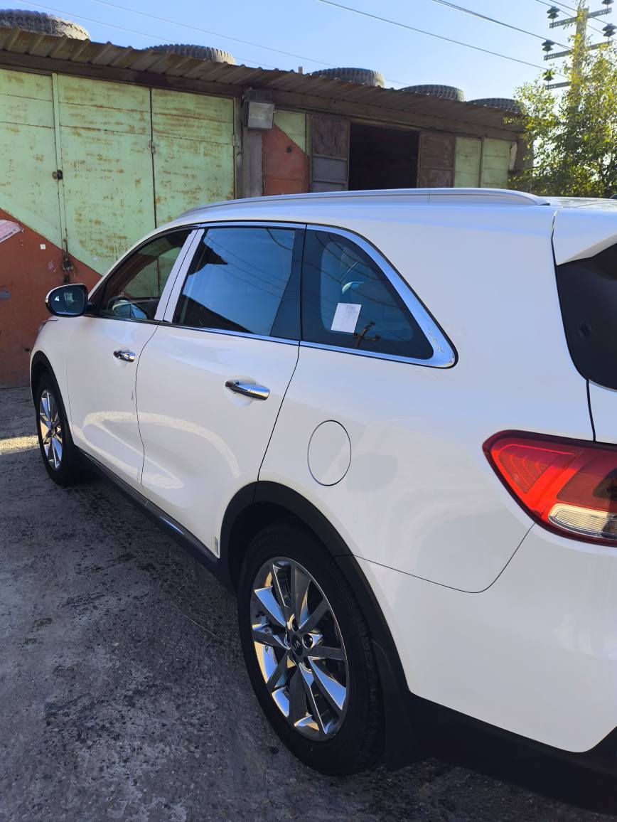 سورينتو 2018خليجي كفاله عامه لابارد لاصبغ ولا ضربه حته الدعاميات كفاله مكينه 6 سلندر مامفتوحه حداده جديده تبريد 3قطع السياره ماشيه 70الف رقم اربيل ب اسمنه شرط التحويل السعر 245 وبيه مجال 
*********** البصرة, العراق
