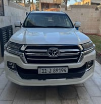 تويوتا لاندكروز 2019 فول مواصفات صيانة كاملة بالشركة ساز أصلي أعلى موا...