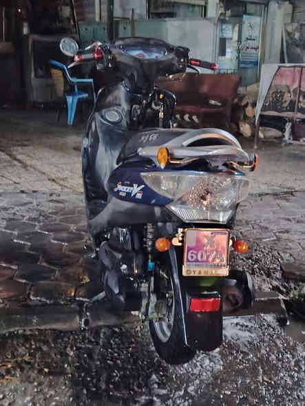 سلام عليكم شباب دراجه للبيع كفاله عامه تجي تكلب وتفحص وتقتنع او مراوس عادي هم السعر 800وبيها مجال حك جيه خاص موجود واتساب موجود ***********
