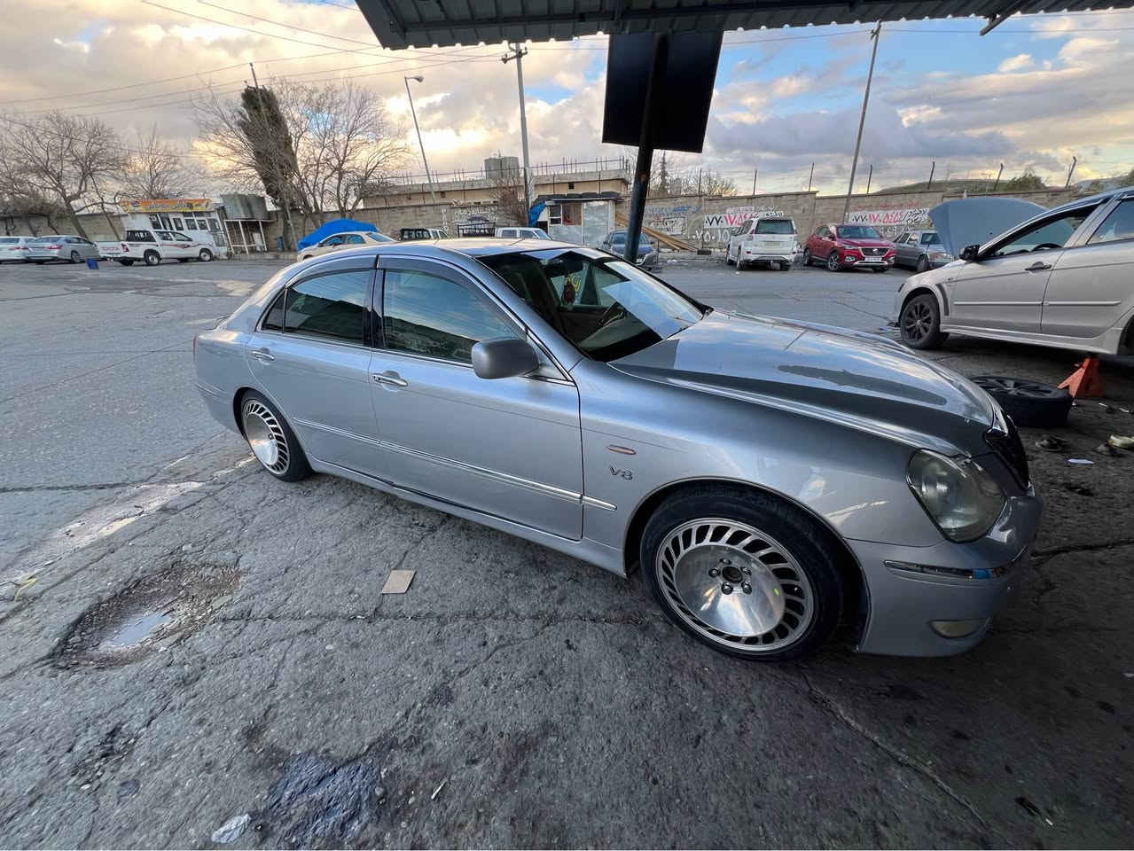 ماجێستا ٢٠٠٧ مانگی ١٠ تەنها فرۆشتن

کامل مەسروف کراو رۆنی مەکینە و گیری و دەبۆی ئیستۆپی تازەیە شفتەی مەعرەزچی نییە گشت گیانی لەسەر بیلاد ماوەتەوە چوپەکانی حور نەکراوە نەرمی بیلادی ماوە بەشەرت
تەنها یەک پارچەی بۆیاخە و موسە گێڕ و مەکینە و ئەکسلی قەترە چەوری پێوە نییە بەشەرت هی مالی خۆمە داوای ٦٥ لێ ئەکەم معامەلەی کەم
***********📞 ***********📞 السليمانية, العراق
