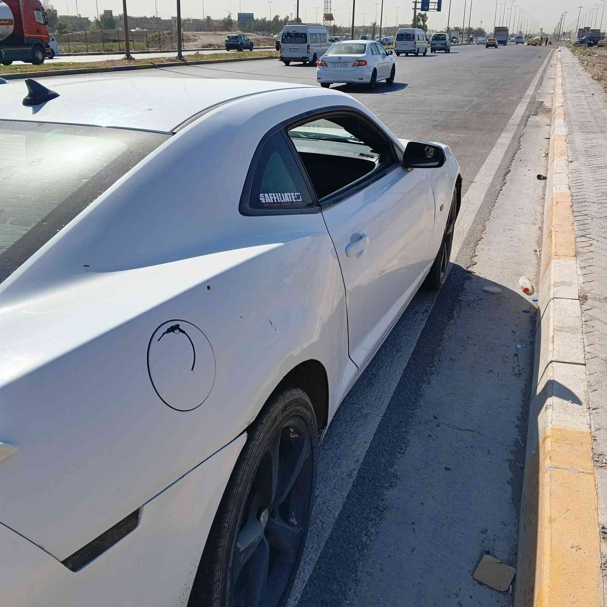 للبيع كمارو 2011 ستة سلندر
كير محرك بحالة جيدة
صدر بحالة حيدة 
تبريد شغال 
تخم تاير جديد 
شاشة كامرة
منظومة زنون 
المكان بغداد 
الرقم***********
السعر 67 ورقة
