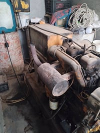 مولد للبيع سباي ايطالي 2 بستمين 15 كيفي ثري فيز شغال ونضيف رايديه 12 و...