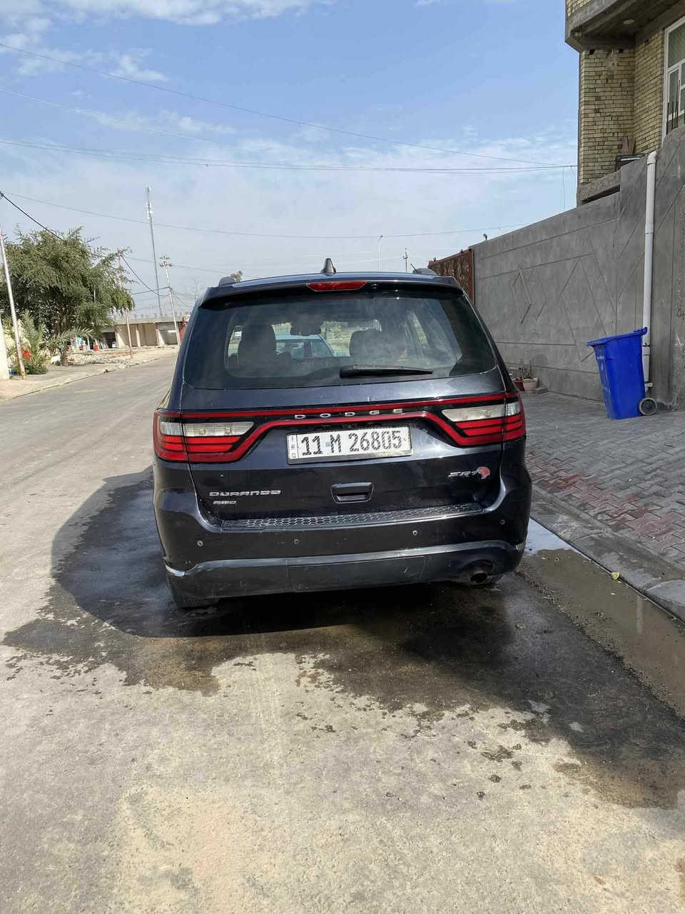 سلام عليكم 
دوج دورنكو 2014 بيع او مراوس 
وارد امريكي 
صور الحادث موجوده 
حادث باب وچاملغ الايمن 
7  راكب
 3 قطع تبريد ( تبريد خير من الله من ناحيت الغاز منضومه جديده بلاديه ) 
شاشة كبيره 
حساس خلفي 
لون اسود 
رقمها بغداد بسمي
وضعيات قياده 
نظام ايكو لتقليل صرف الوقود 
مشدوده عليه منظومه زنون  جديده 
محرك كير مكفول خير من الله 
سعر190 $ 
و بي مجال حك الجيه 
مكانه واسط / الصويره هاتف ***********
