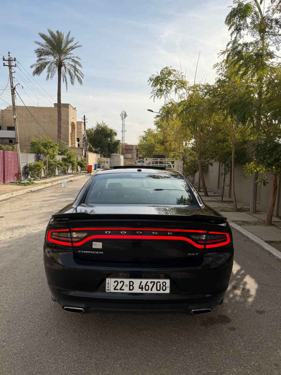 سلام عليكم دوج جارجر 2016 sxt plus فول مواصفات 1/1 (وارد كندي كلين تايتل) ماشيه 75 الف فقط للبيع مواصفات السياره فتحه بصمه مكينه (3600 المرغوب ) داخل جلد بلادي شاشه كبيره كشنات تبريد + تدفئه كشنات خلفيه تدفئه خزن ميموري  وياها بصمات 2 وباقي المواصفات المعروفه سياره مكفوله من صبغ والتبديل والمكينه والكير والشاصي بس بيها مكانين بارد جداً بسيطات بدون تكحيل ولا صبغ فقط السياره عنواني بغداد حي الجامعه السعر 205$ للأستفسار *********** علماً سياره ب اسمي تحويل ثاني يوم بغداد, العراق
