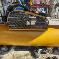 كمبريسر للبيع شغال 07716108688