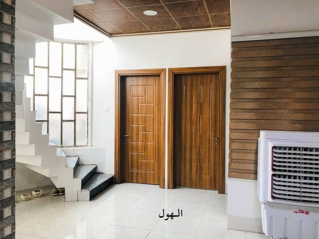 🏡 دار  للبيع  🏠
📍 الموقع: حي الصديق الأولى، قريب من سائدين الصديق الرئيسية.وقرب جامع المهيمن 🕌

✨ بناء حديث – سنة 2024

📐 المساحة: 150 متر مربع

📏 الواجهة: 7.5 متر

🛣️ شارع تبليط بعرض 12 متر

🏠 تفاصيل الدار:

🔹 طابقين كاملة 

🛏️ 6 غرف نوم

🔸 الطابق الأرضي:
• غرفتين نوم

• هول استقبال

• مطبخ

• صحيات

• كراج

🔸 الطابق الثاني:

• 4 غرف نوم

• هول

• صحيات

• بيتونة

مكتب العبيدي للعقار 

نستقبل جميع العروض 

***********
