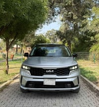 كيا سورنتو ( برستيج ) موديل : 2022 ماشية : 80 الف  المواصفات  بانوراما...