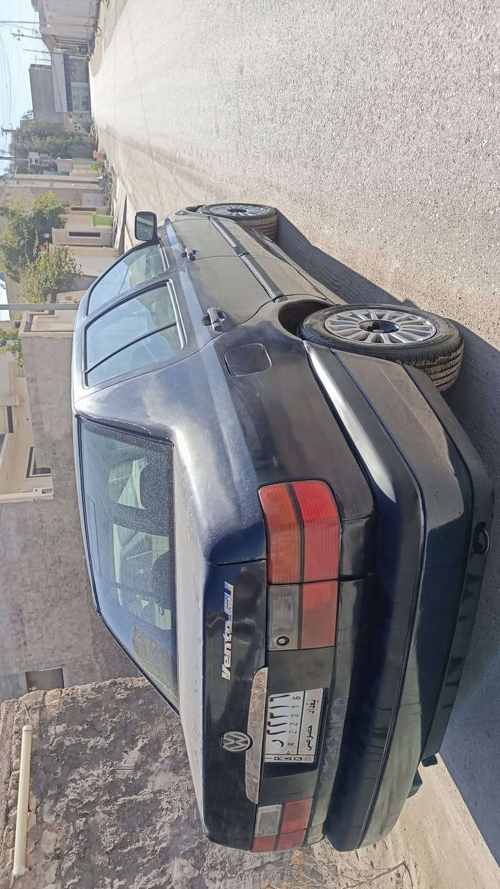 السلام عليكوم كوف موديل ٩٤/ سياره كير ومكينه وكهربائيات وصدر وتايرات كله جاهز سياره بدون ضربه رقم بغداد مشروع وطني سنويه لحد ٢٧/ مكينه الف ٨٠٠/ كير اوتماتيك السعر ٣٦/ قفل مكاني لفلوجه ممتواجد ع فيس رقمي ***********
