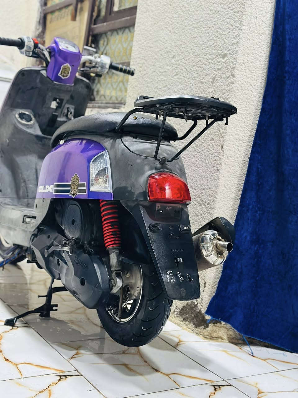 بوليس للبيع بلاد ما مفتوحه سعر ٧٠٠ وبيها مجال عنوان شهداء سيف سعد رقمي ***********
