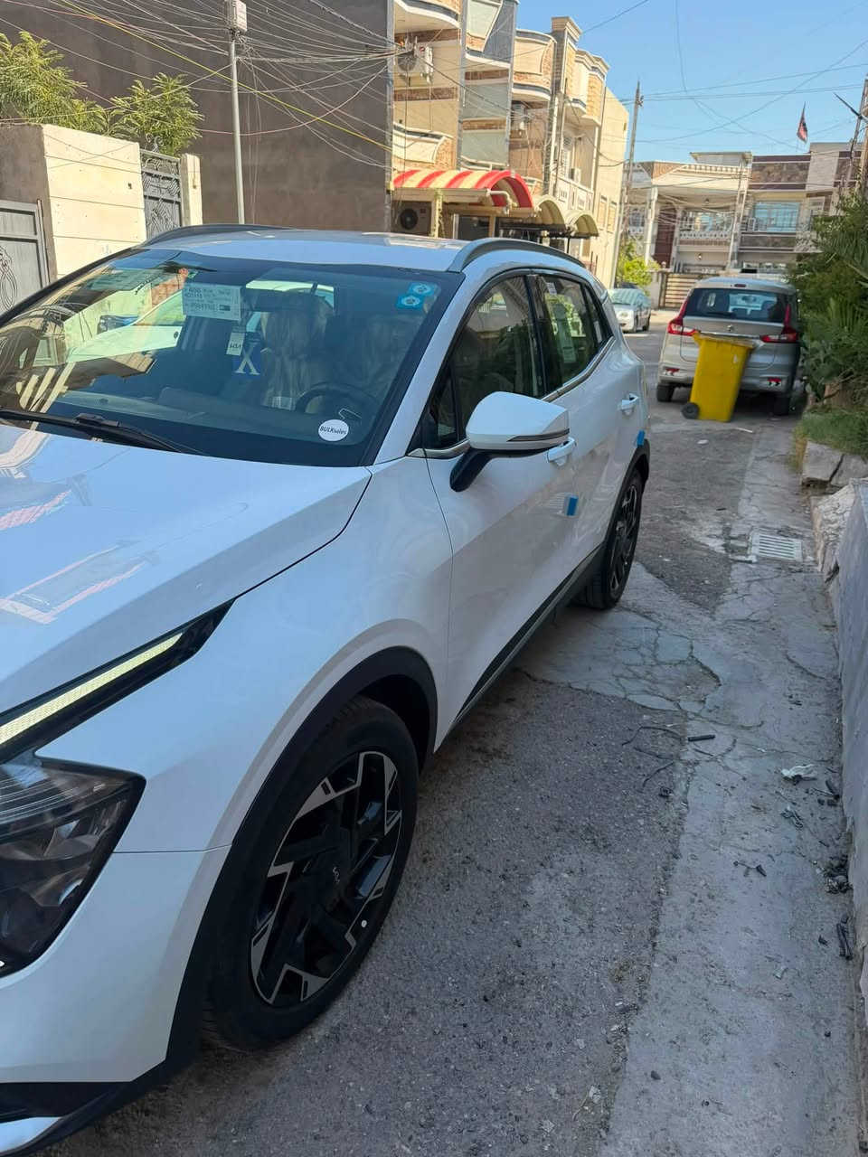 السلام عليكم
للبيع كيا سبورتج خليجي مكفولة دولية مديل 2023
ماشية سيارة 52 km
السيارة فول مواصفات عداً بنوراما 

‭***********‬
السعر 200بيها مجال
