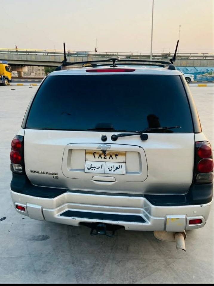 السلام عليكم سياره ابلايزر 
موديل ٢٠٠٥للبيع 
مكينه ابلاد المرغوبه قبق اسود 
السياره جاهزه مابيه نقص 
من صدر امامي  وخلفي 
تخم تاير 
تبريد ثلج 
دواخل جديده 
السياره جاهزه اترايك للبصره 
رقم اربيل 
السعر  85  
اوبيه مجال الاتصال 
العنوان كوت واسط 
***********  //*********** 
للعلم مكلف بل نشر
